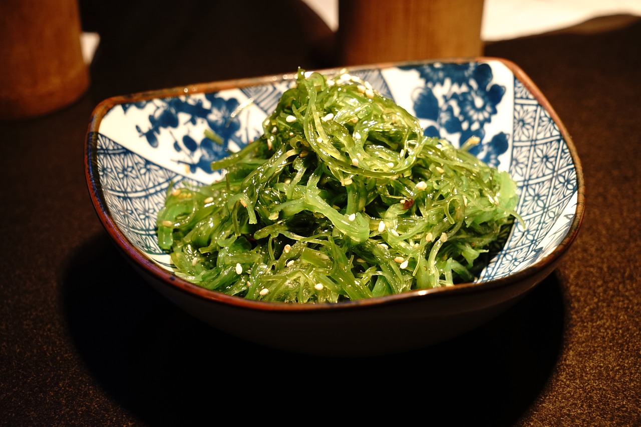 最新創(chuàng)意涼菜盤飾圖片，引領(lǐng)美食藝術(shù)新潮的靈感之源