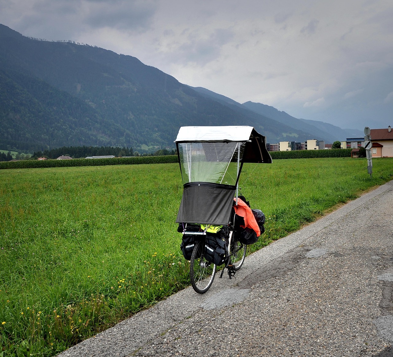 心藝電動車2016最新款，無界之旅的探索之旅